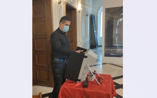 Гласувах за трети път тази година с надежда че времето